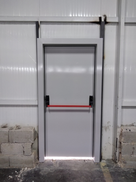 yangın kapısı, yangın kapısı gaziantep, uygun yangın kapısı, panik bar, yangın kapısı firmaları, yangına dayanıklı kapı, camlı yangın kapısı, çift kanat yangın kapısı, gaziantep yangın kapıları, yangın kapısı imalatı